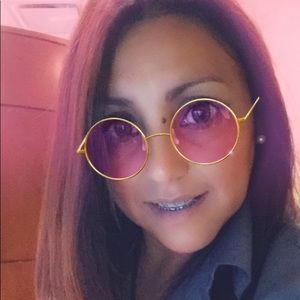 Meet your Posher, Sonia